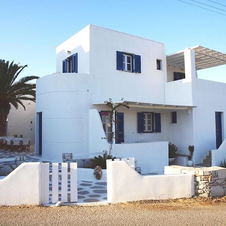 Nicos Studios & Apartments Logaras Dış mekan fotoğraf