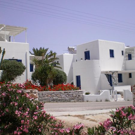 Nicos Studios & Apartments Logaras Dış mekan fotoğraf