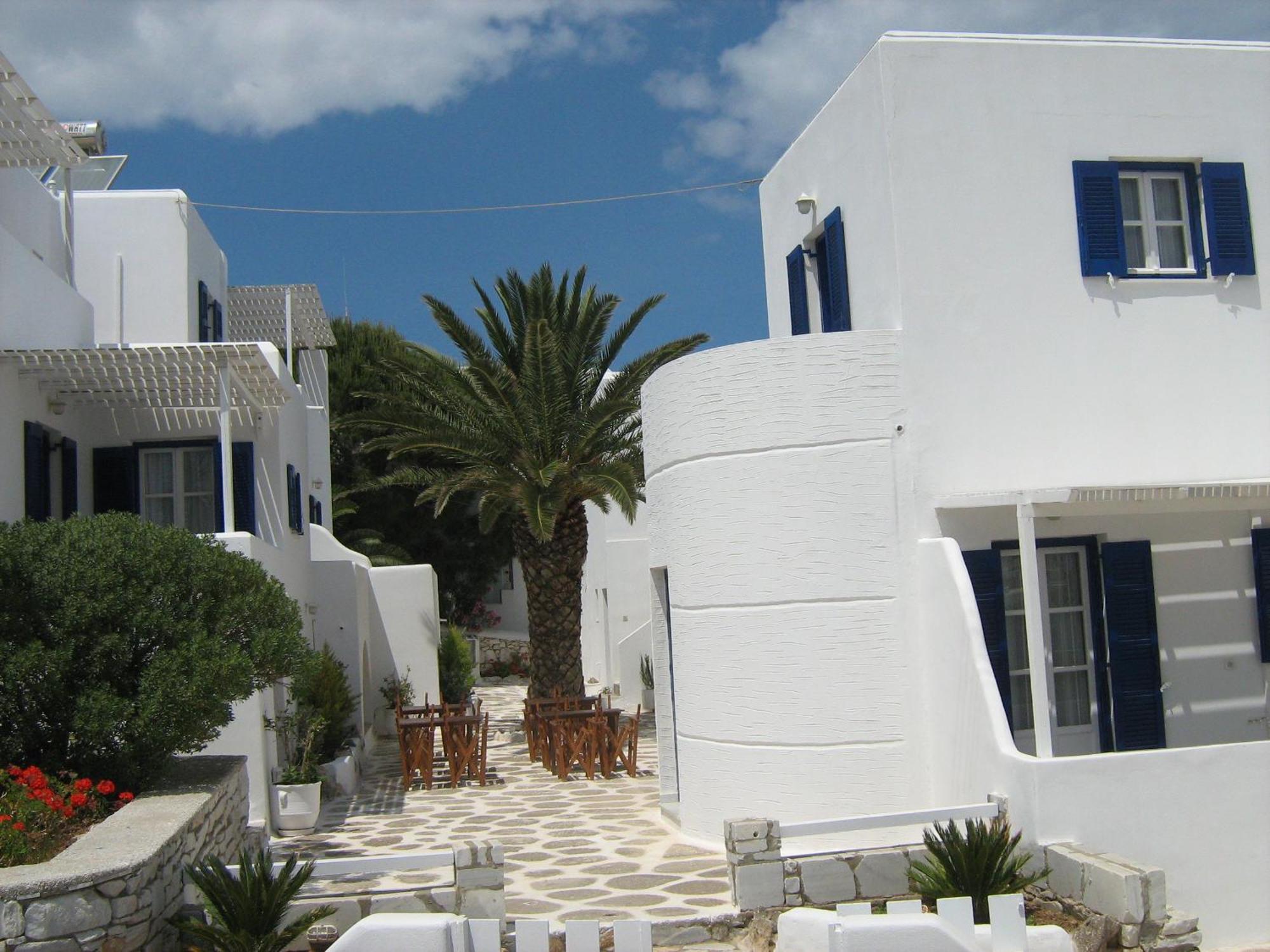 Nicos Studios & Apartments Logaras Dış mekan fotoğraf