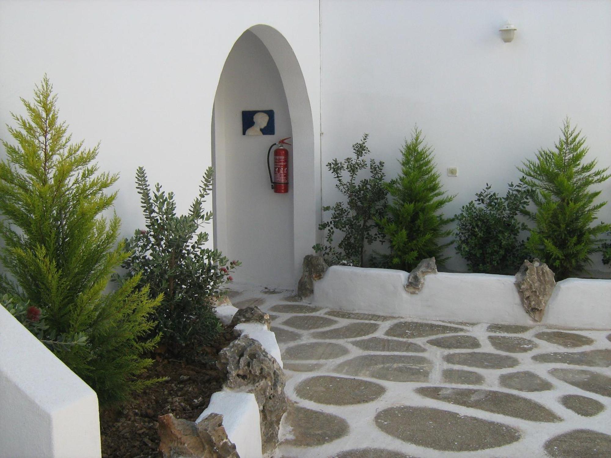 Nicos Studios & Apartments Logaras Dış mekan fotoğraf