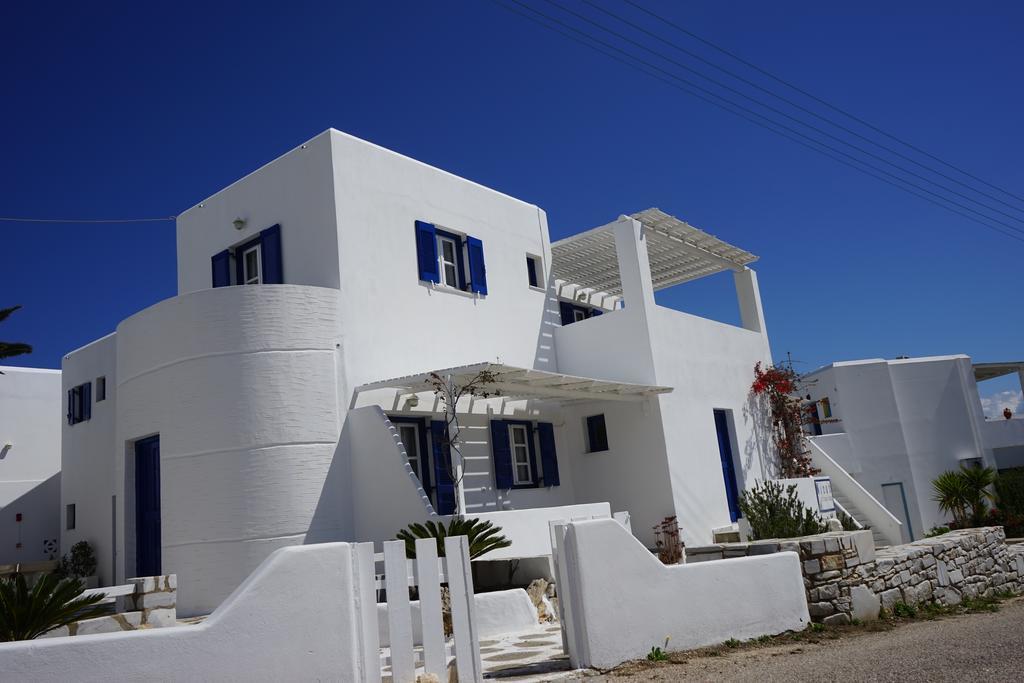Nicos Studios & Apartments Logaras Dış mekan fotoğraf