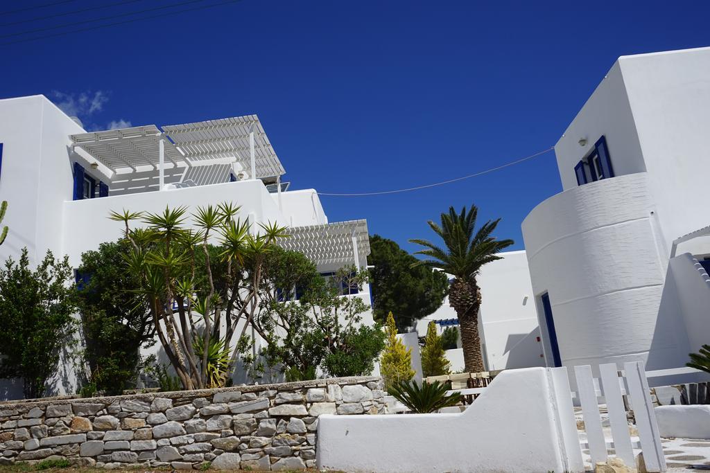 Nicos Studios & Apartments Logaras Dış mekan fotoğraf