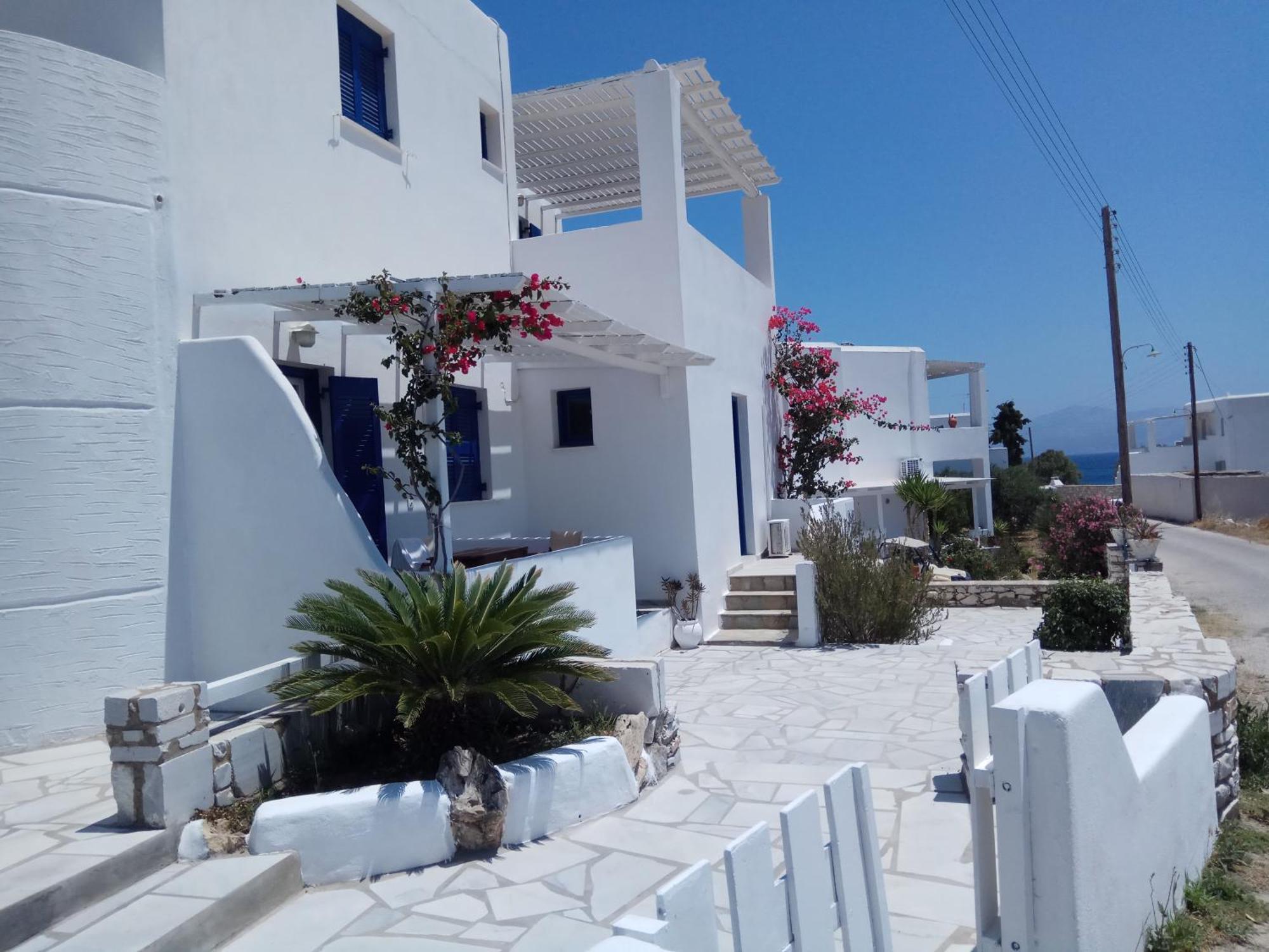 Nicos Studios & Apartments Logaras Dış mekan fotoğraf